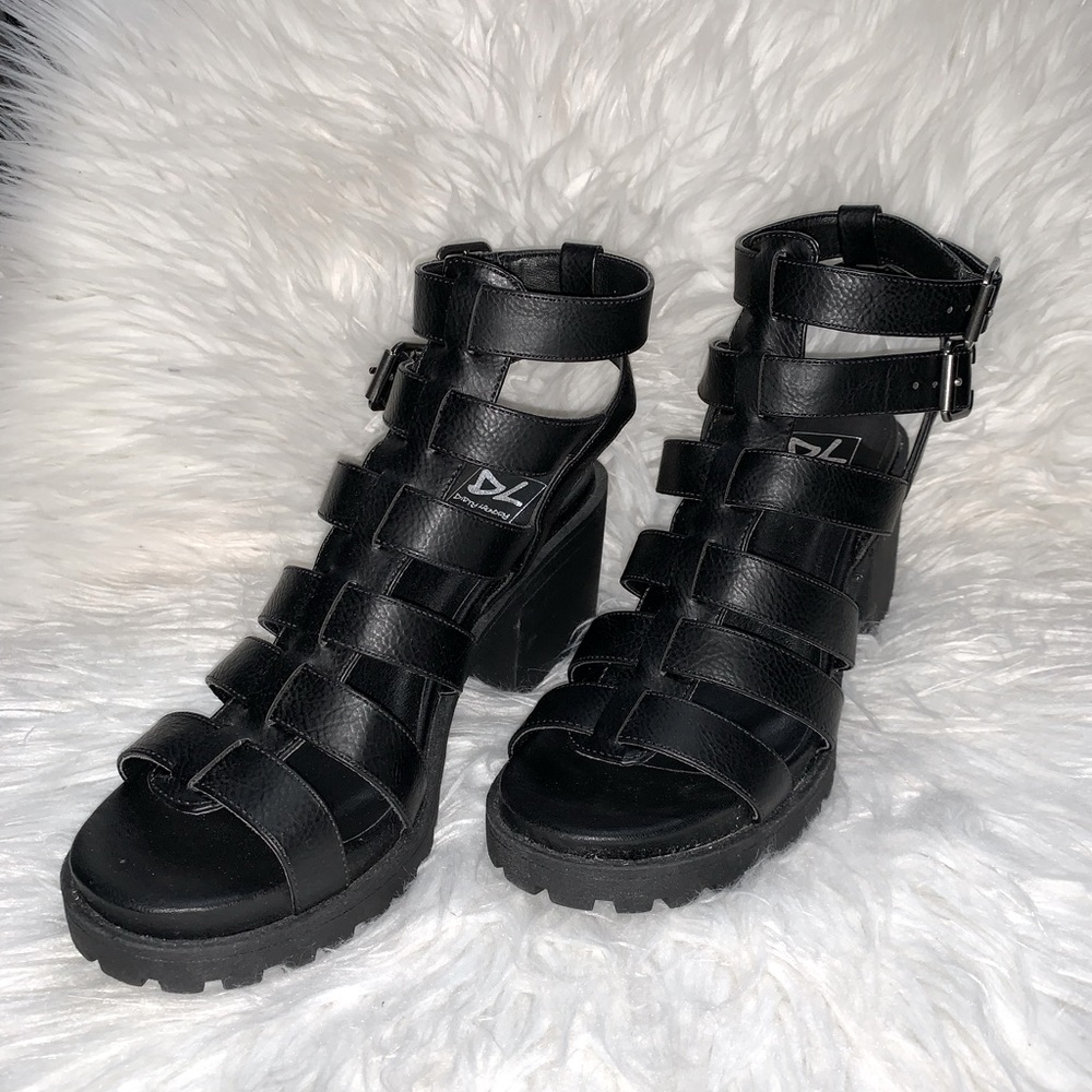 Dirty Laundry strappy heel